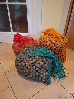 Vlašské ořechy neloupané