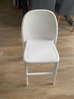 Dětská jídelní židle