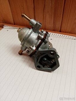 AC/palivová pumpa Lada moskvič