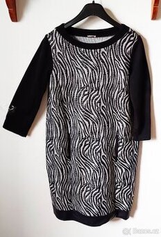 Teplé svetrove šaty 42