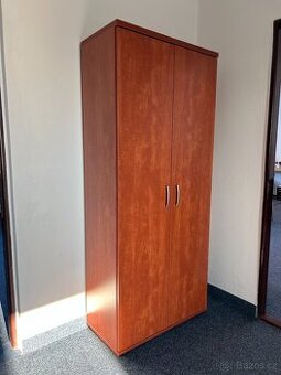 Šatní skříň