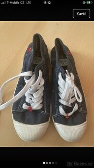 Boty, tenisky, botasky