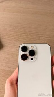 Prodám stříbrný iPhone 13 Pro 128 GB, baterie 92 %