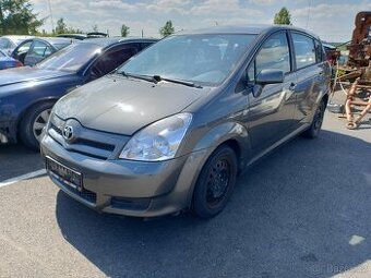 Toyota Corolla Verso 2,2d 7 MÍST 2006, zavěs, STK