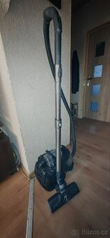 Bezsačkovy vysavač Electrolux ESPC7GREEN