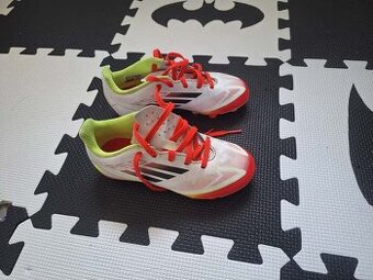 Dětské kopačky Adidas F50 velikost 30