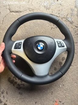 Nové renovovaný volant BMW e87 rada 1 s begem