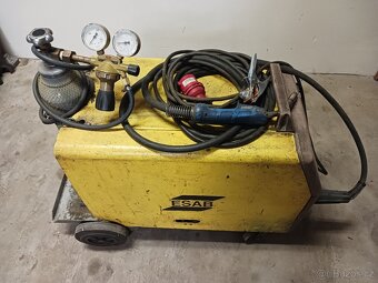 Svářečka ESAB LKB 320 4WD