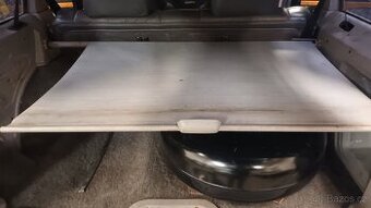 Roleta do kufru JEEP XJ