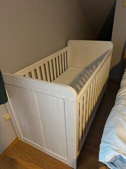 Dětská postýlka včetně matrace