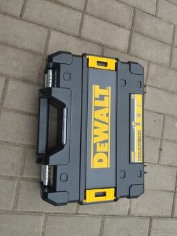 DeWALT kufr