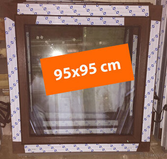 95x95 ořech okno