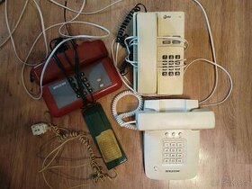 Prodám 4 retro telefony - 1