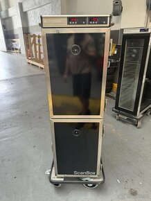ScanBox Ergo Line Hot vozík vyhřívaný pro přepravu potravin.