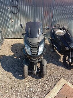 Peugeot Metropolis 400 Stačí řidičák skupiny B