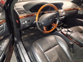 Mercedes w221 díly
