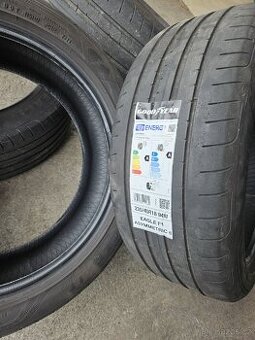 235/45 R18 sada letních pneu
