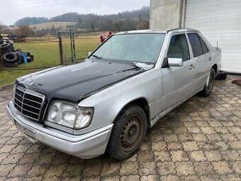 Mercedes Benz W124 230e