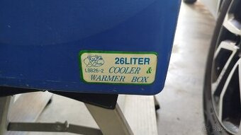 Chladící box do auta 12V- 26 litrů