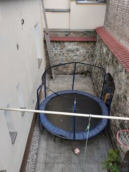 Trampolina zdarma