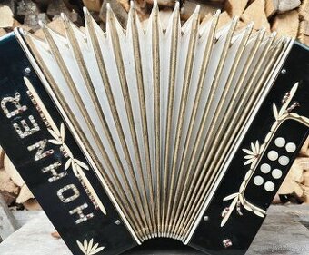 Heligonka C/F Hohner Club IIB - 1