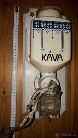 Nástěnný kafemlýnek
