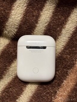 AirPods 1. generace, Apple Watch se GPS 40mm