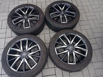 Zánovní ZIMNI 17" ORIGINAL TOYOTA COROLLA 2021, Auris