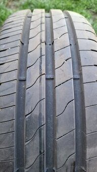 Pneu 195/55 R16 87H 7.5mm (0924)
