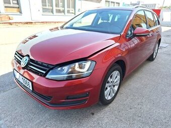 VW GOLF COMBI 1.4 TSI DSG ČR 104 tis. km TAŽNÉ KAMERA CEBIA