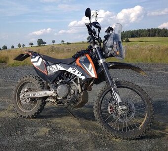 KTM 690 Enduro Rally