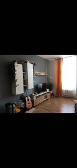 Obývací stěna - CENA K JEDNÁNÍ