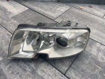 Levé přední světlo Škoda Superb 1 3U1