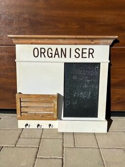 Zavesny organizer