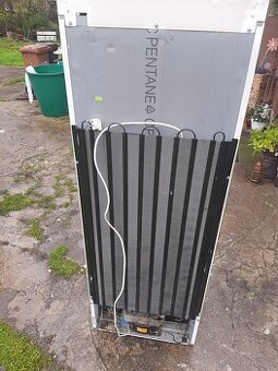 Lednička Whirlpool - 1