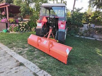 Traktorová radlice na sníh s gumovým břitem