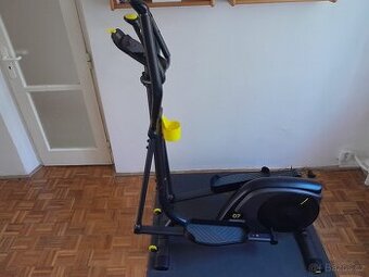 Eliptický trenažér domyos 500