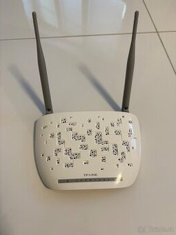 Bezdrátový modemový router TP-Link TD-W9970B, 12 V, bílá