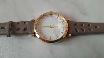 ELEGANTNÍ DÁMSKÉ HODINKY