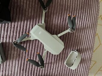 DJI Mini 2 SE, 3 baterie