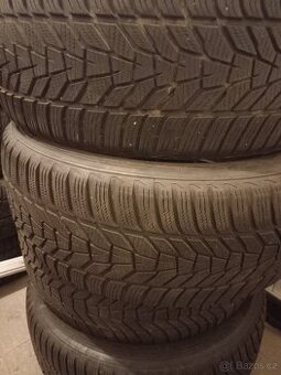 Zimní pneumatiky Hankook 235/55 R18
