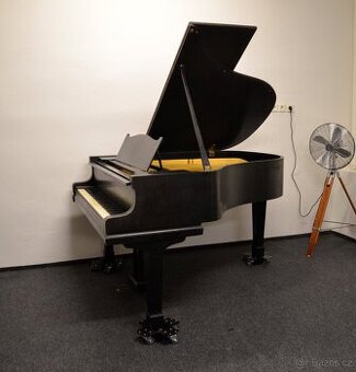 Klavír AUGUST FÖRSTER - AKČNÍ SLEVA - 1