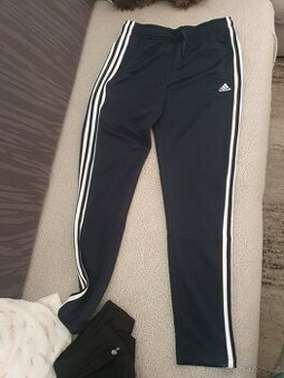 Adidas kalhoty