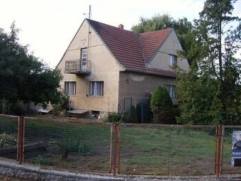 Prodám rodinný dům - 1