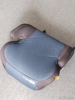 FreeON Podsedák Booster Taurus Fix i-Size 125-150 cm, Black-