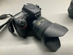 Prodám Nikon D610 5500expozic +3 objektivy,blesk