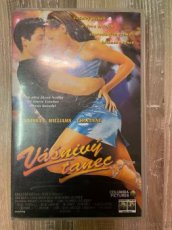 Vášnivý tanec - Dance with Me - 1998 VHS CZ BONTON