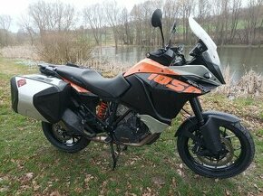 Ktm Adventure 1050