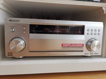 A\V přijímač PIONEER VSX-214i