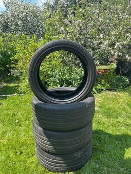 Letni gumy 225/40 r18